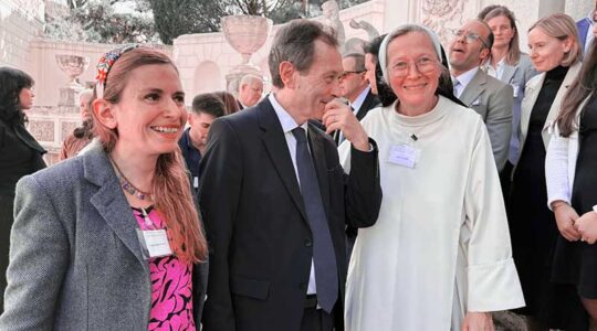 Saiph Savage (left) at the Vatican’s Digital Rerum Novarum in October